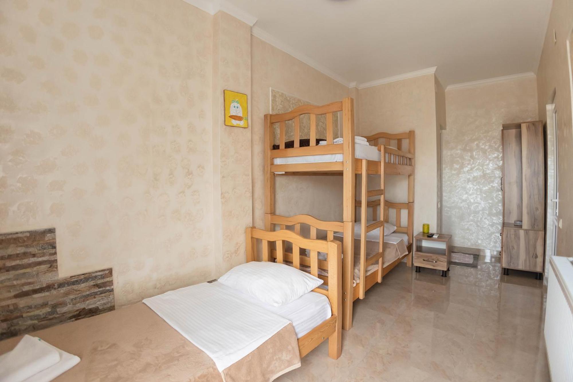 Guest House Ocean Force Μπατούμι Εξωτερικό φωτογραφία