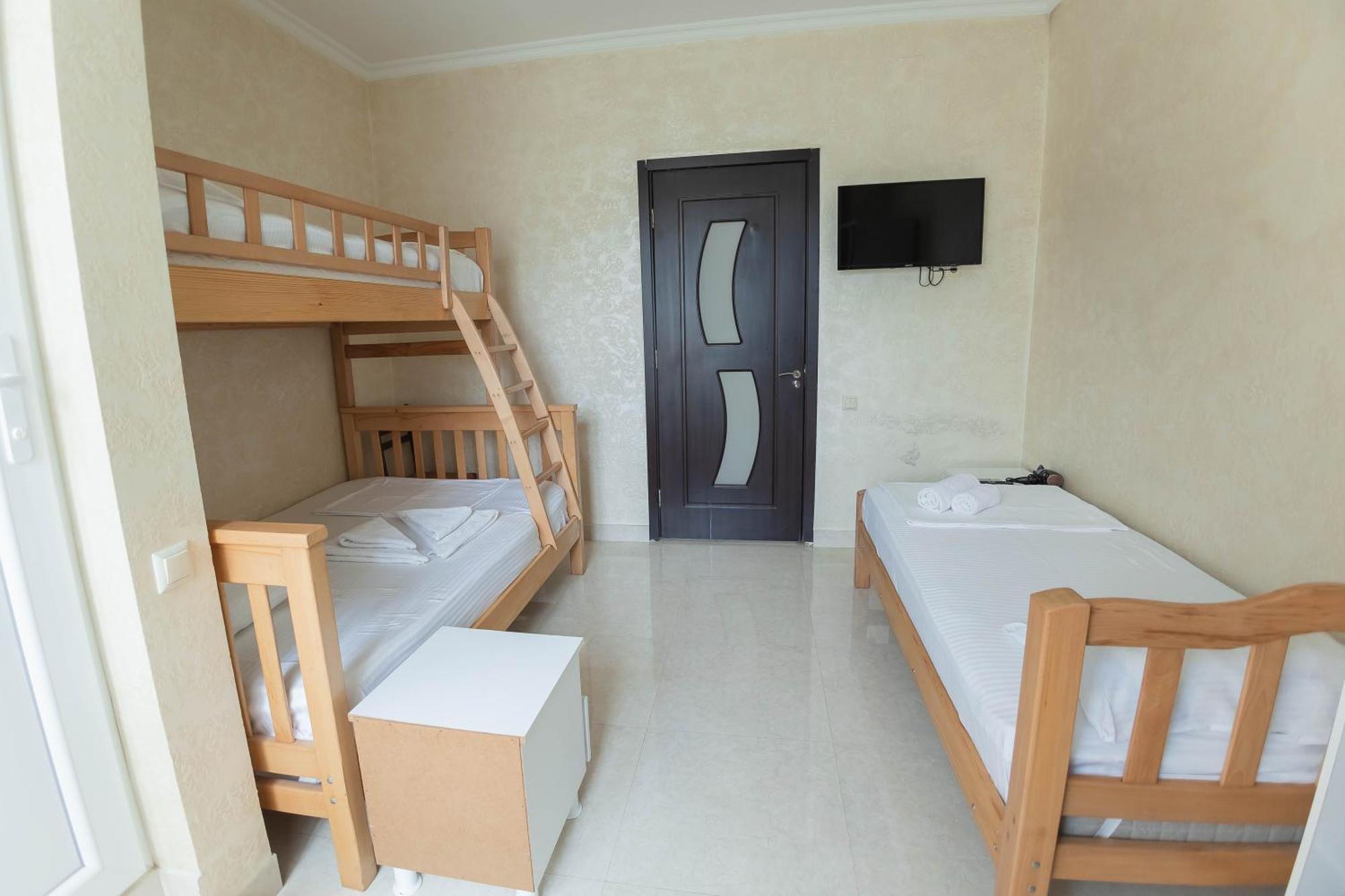 Guest House Ocean Force Μπατούμι Εξωτερικό φωτογραφία